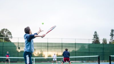 Depiction of Like an economist at Wimbledon