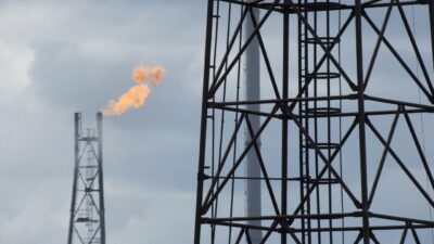 Image depicting Evaluating offshored industries and emissions